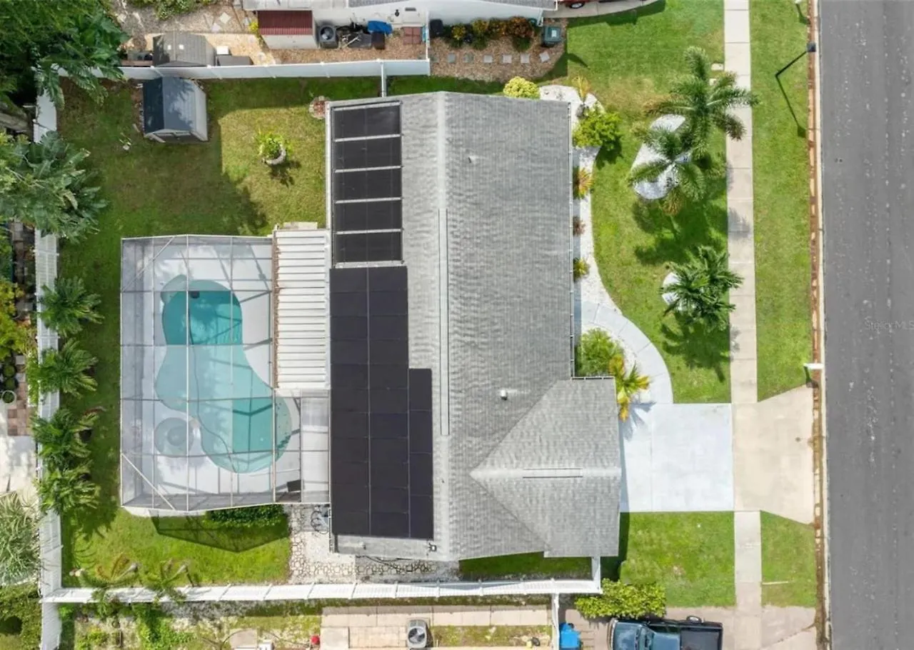 Clearwater House 3 Bedrooms-Pool United States